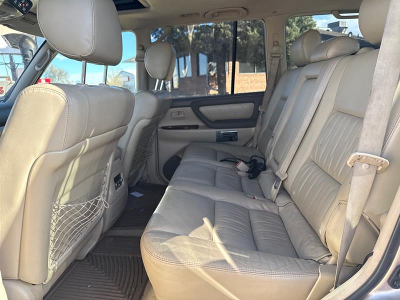 Toyota Land Cruiser 4WD 2005