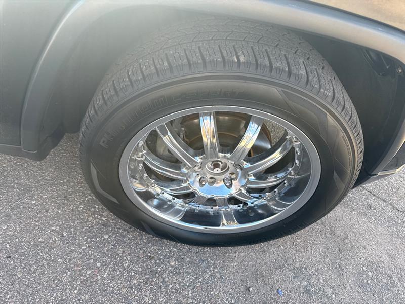 Jeep Grand Cherokee Limited 4WD 2011