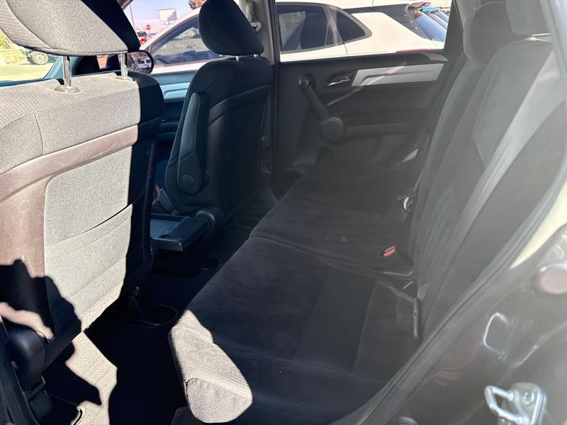 Honda CR-V SE 4WD 5-Speed AT 2011