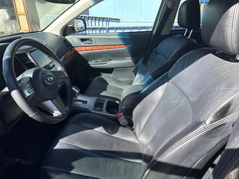 Subaru Outback 2.5i Limited 2010