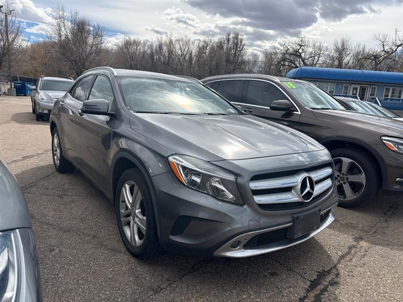 Mercedes-Benz GLA-Class GLA250 4MATIC 2017
