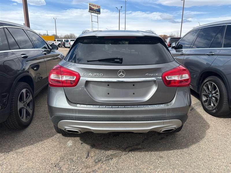 Mercedes-Benz GLA-Class GLA250 4MATIC 2017