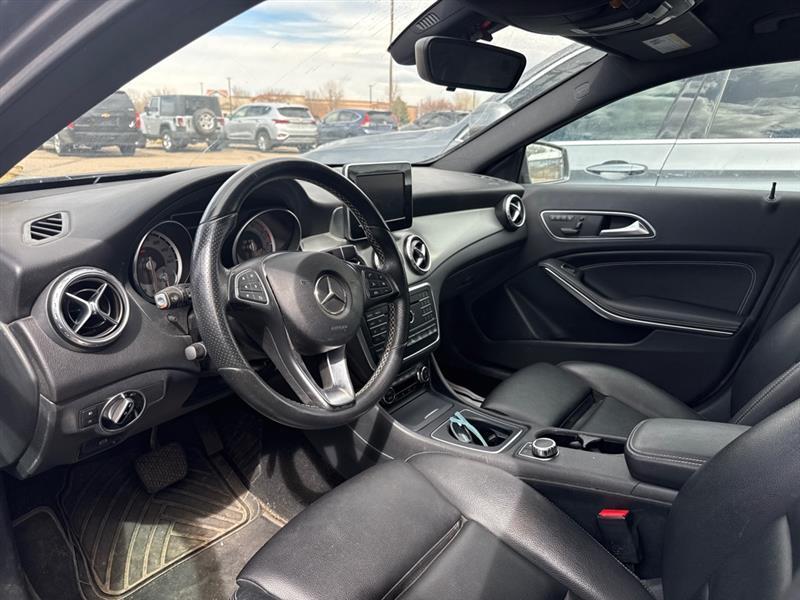 Mercedes-Benz GLA-Class GLA250 4MATIC 2017