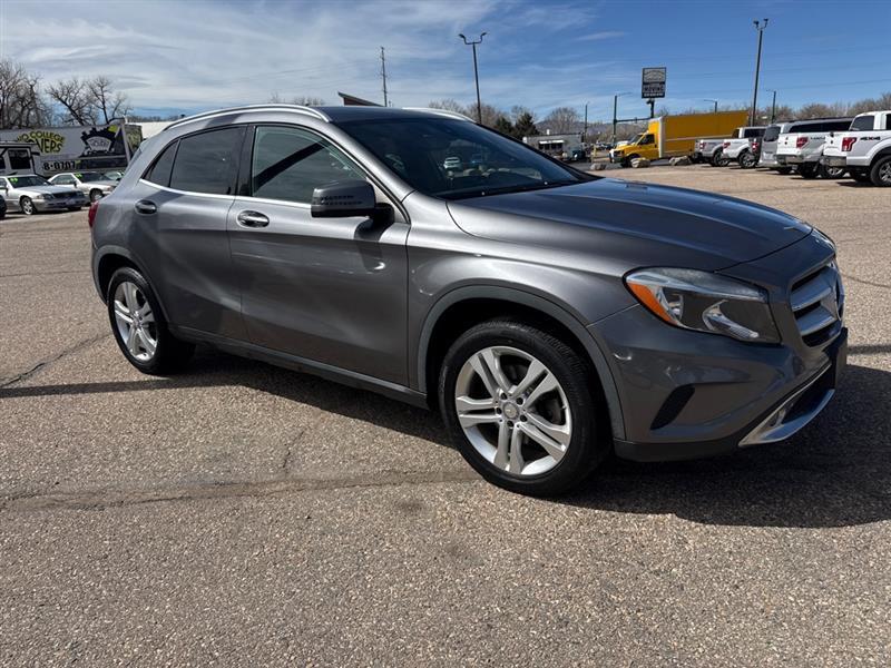Mercedes-Benz GLA-Class GLA250 4MATIC 2017