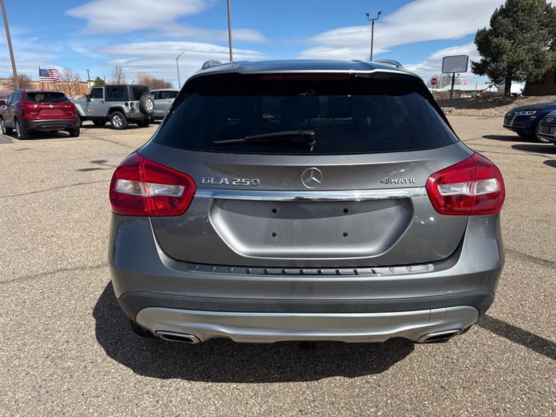 Mercedes-Benz GLA-Class GLA250 4MATIC 2017