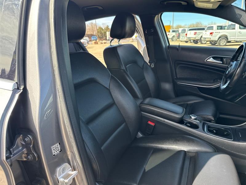 Mercedes-Benz GLA-Class GLA250 4MATIC 2017