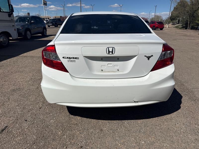 Honda Civic EX Sedan 5-Speed AT 2012