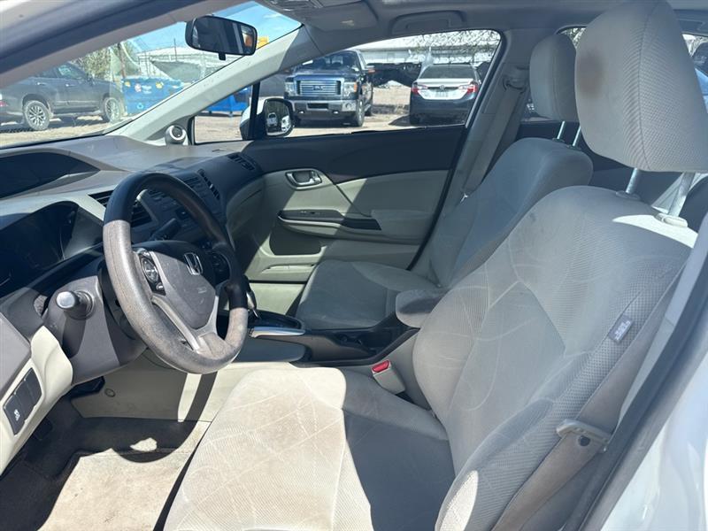 Honda Civic EX Sedan 5-Speed AT 2012