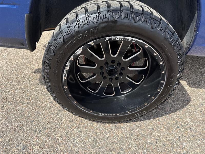 RAM 1500 SLT Crew Cab SWB 4WD 2015