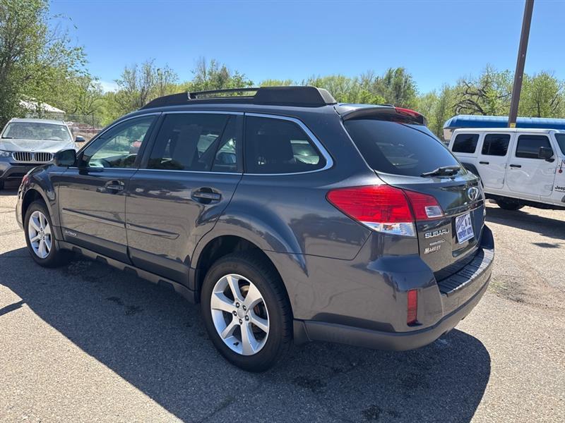 Subaru Outback 2.5i Premium 2013