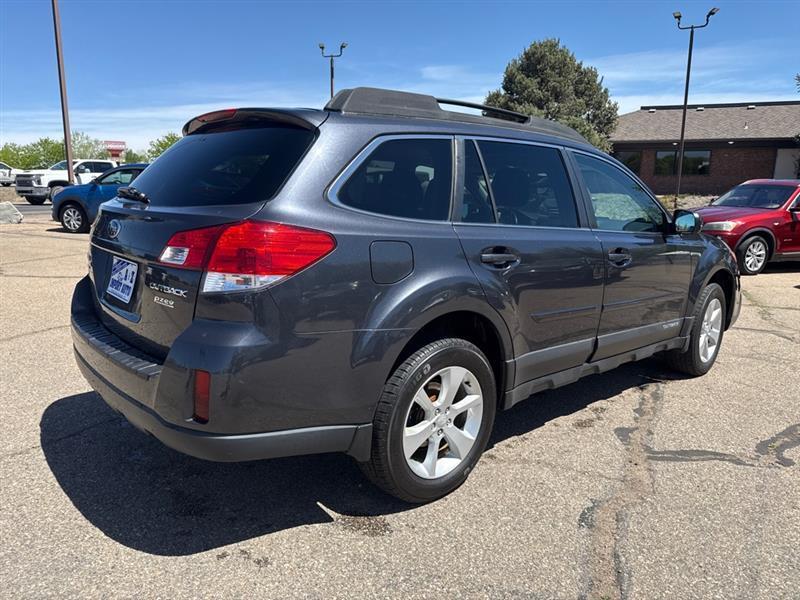 Subaru Outback 2.5i Premium 2013