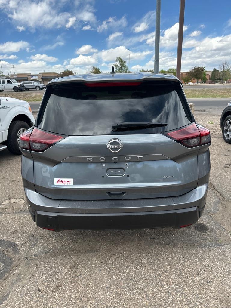 Nissan Rogue S AWD 2024