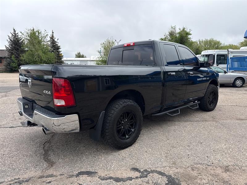 Dodge 1500 SLT Quad Cab 4WD 2011