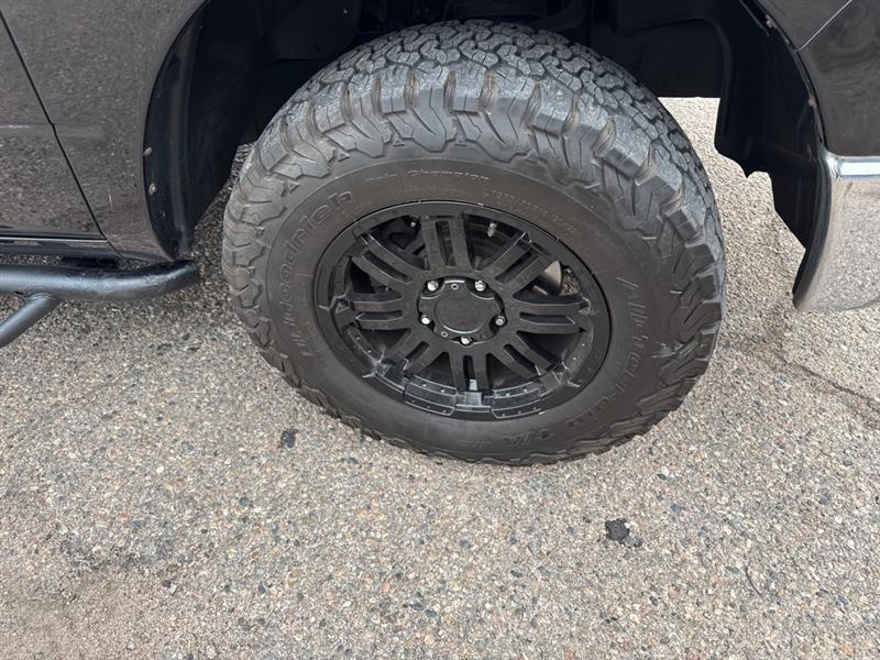 Dodge 1500 SLT Quad Cab 4WD 2011