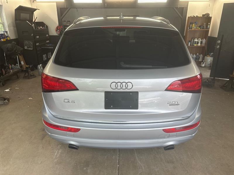 Audi Q5 2.0T Premium quattro 2015