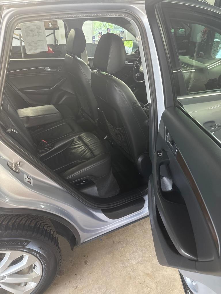 Audi Q5 2.0T Premium quattro 2015