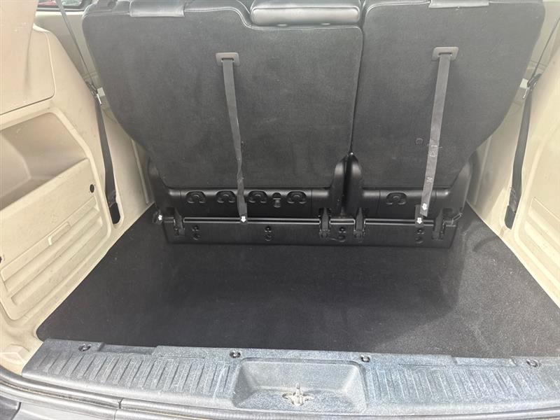 Chrysler Town & Country Touring 2013