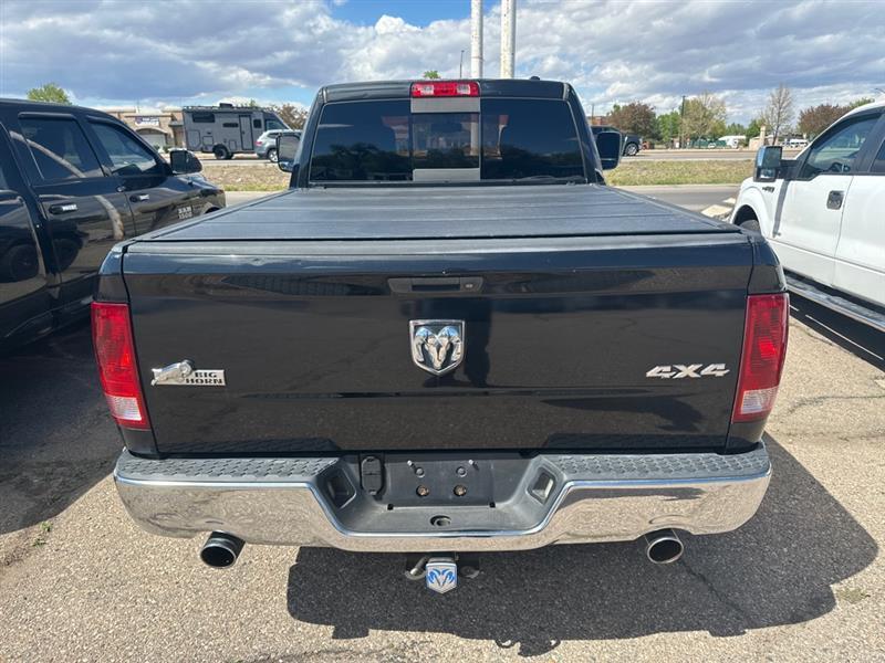 RAM 1500 SLT Crew Cab LWB 4WD 2016