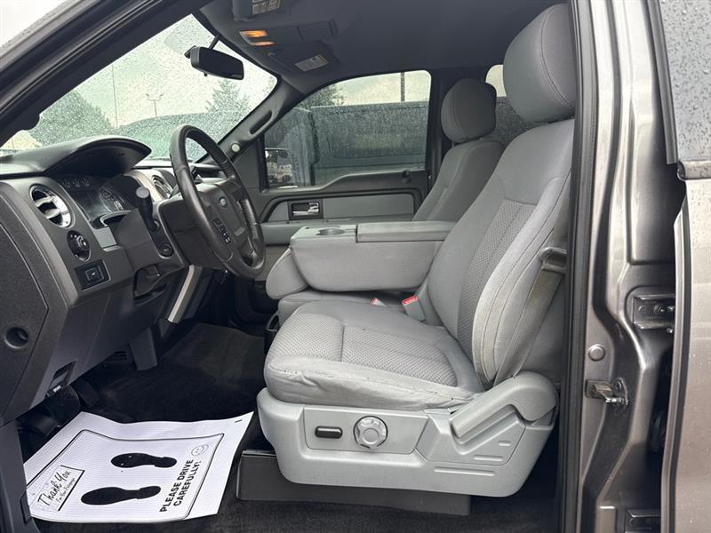 Ford F-150 XL SuperCrew 5.5-ft. Bed 4WD 2013