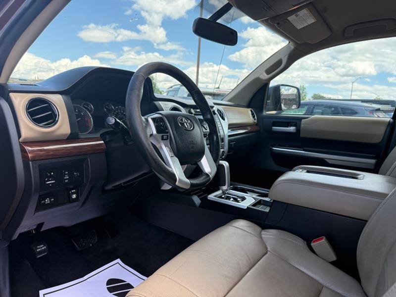Toyota Tundra Limited 5.7L FFV Double Cab 4WD 2015