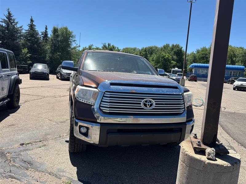 Toyota Tundra Limited 5.7L FFV Double Cab 4WD 2015