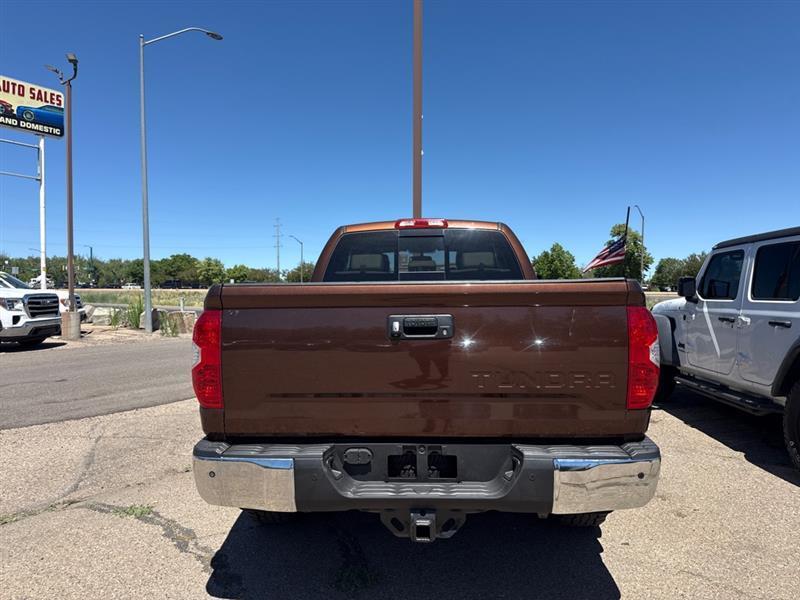 Toyota Tundra Limited 5.7L FFV Double Cab 4WD 2015