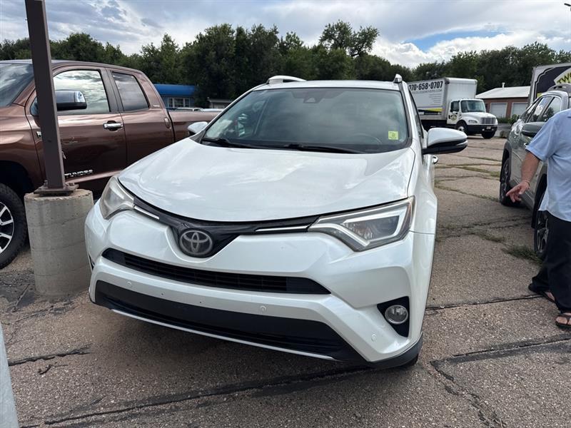 Toyota RAV4 Limited FWD 2016