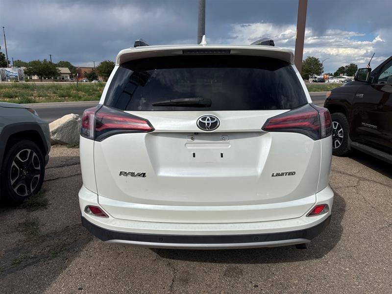Toyota RAV4 Limited FWD 2016