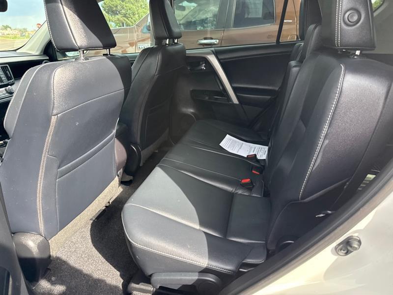 Toyota RAV4 Limited FWD 2016