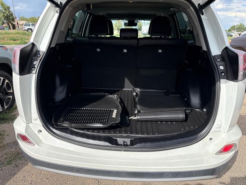 Toyota RAV4 Limited FWD 2016