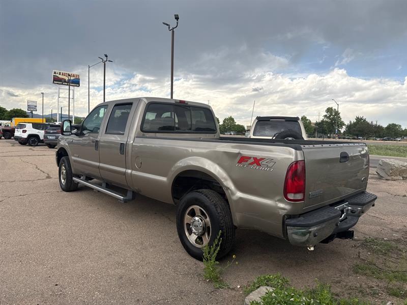 Ford F-250 SD XL Crew Cab 4WD 2005
