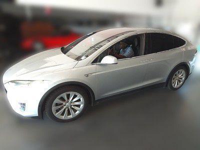 Tesla Model X 90D 2016