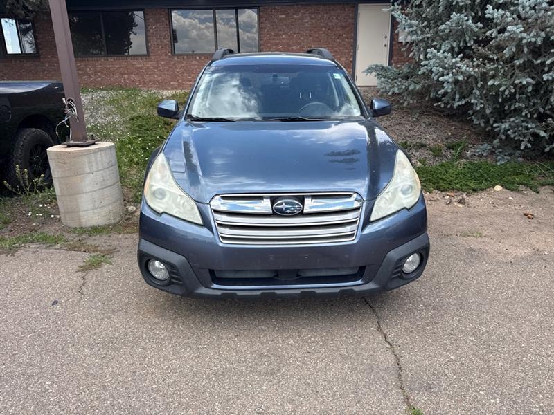 Subaru Outback 2.5i Premium 2013