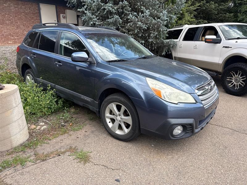 Subaru Outback 2.5i Premium 2013