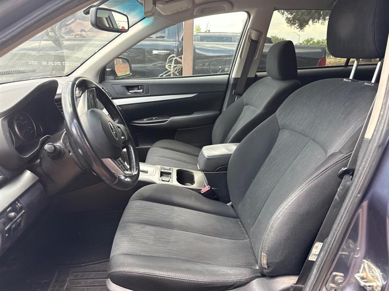 Subaru Outback 2.5i Premium 2013