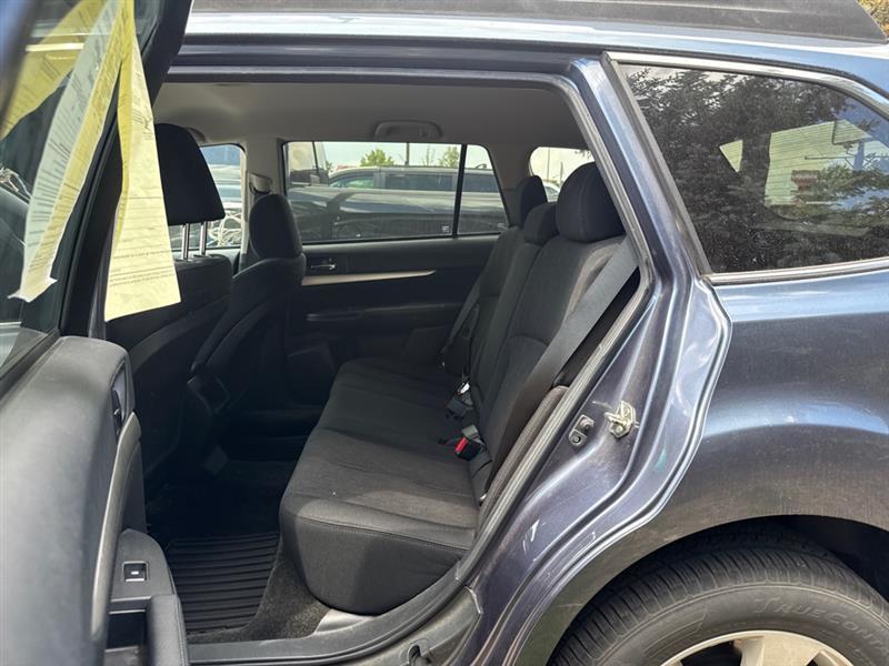Subaru Outback 2.5i Premium 2013