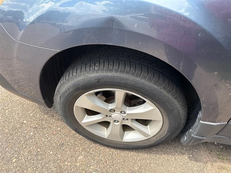 Subaru Outback 2.5i Premium 2013