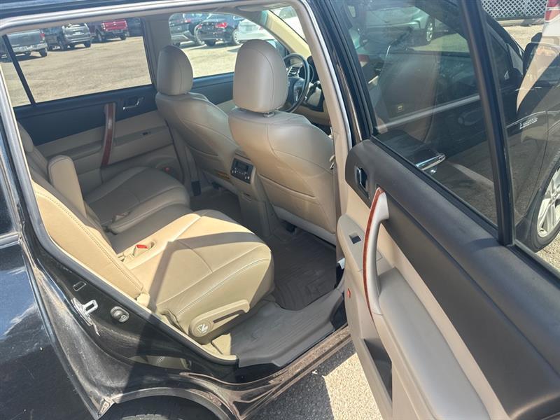 Toyota Highlander Limited 4WD 2010