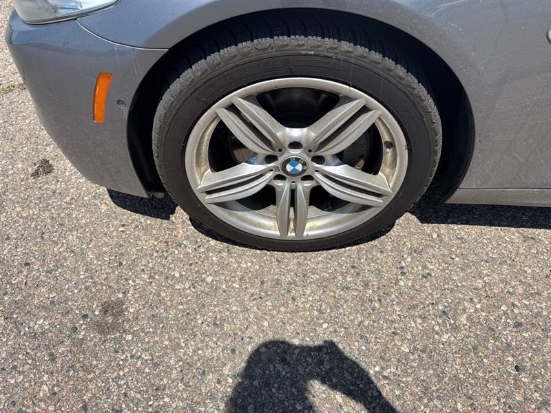 BMW 5-Series 550i xDrive 2013