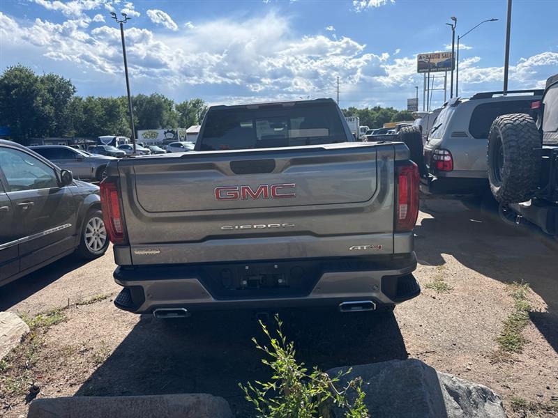 GMC Sierra 1500 Limited AT4 Crew Cab Long Box 4WD 2022