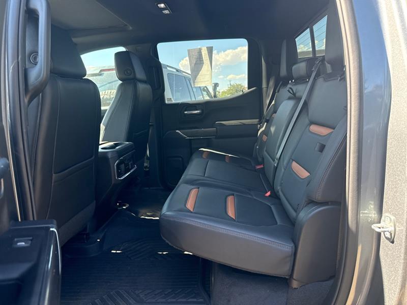 GMC Sierra 1500 Limited AT4 Crew Cab Long Box 4WD 2022