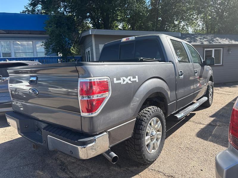 Ford F-150 XL SuperCrew 5.5-ft. Bed 4WD 2012