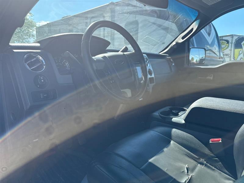 Ford F-150 XL SuperCrew 5.5-ft. Bed 4WD 2012