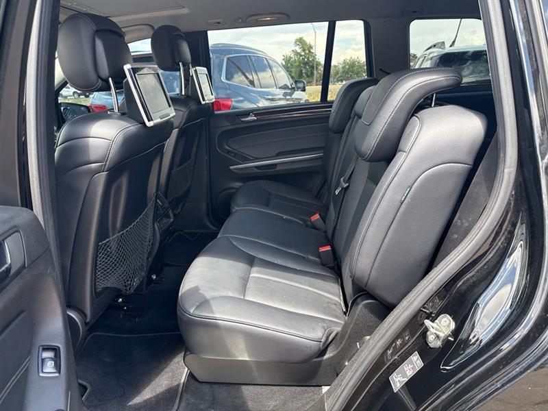 Mercedes-Benz GL-Class GL350 BlueTEC 2012