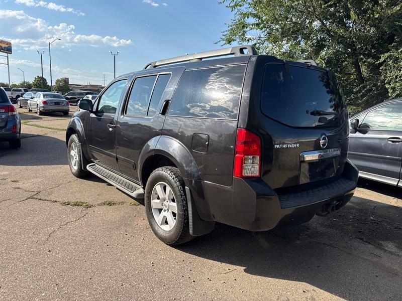 Nissan Pathfinder S 4WD 2012