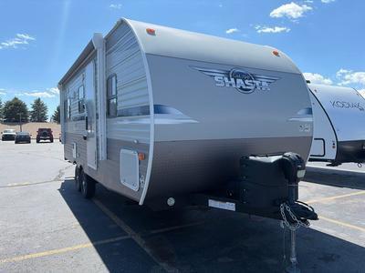 Forest River Shasta  2021