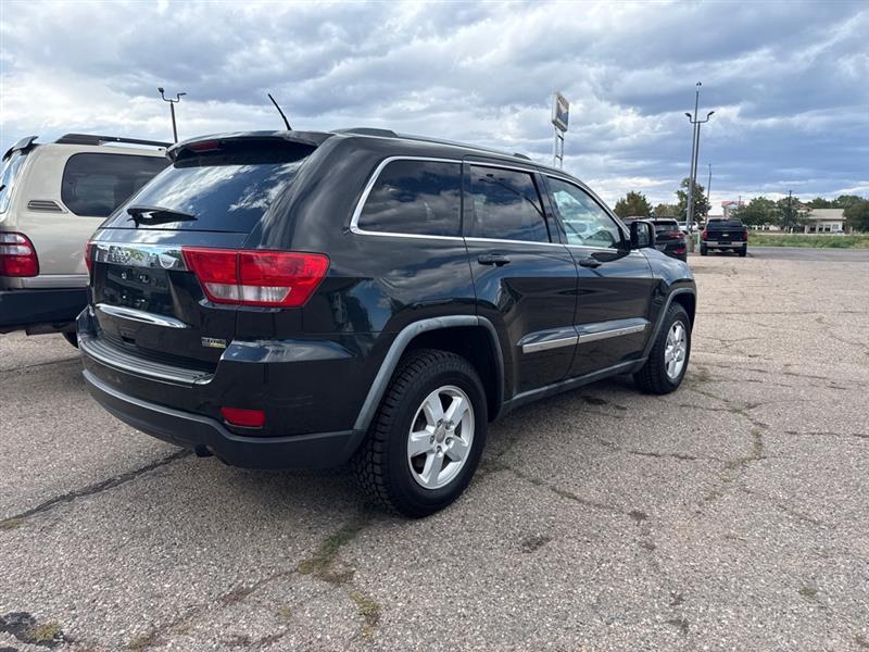 Jeep Grand Cherokee Laredo 4WD 2011