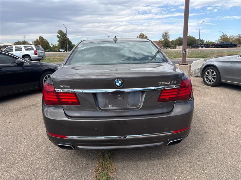 BMW 750Li xDrive  2013