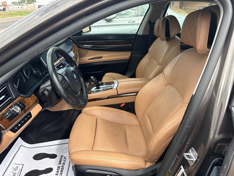 BMW 750Li xDrive  2013