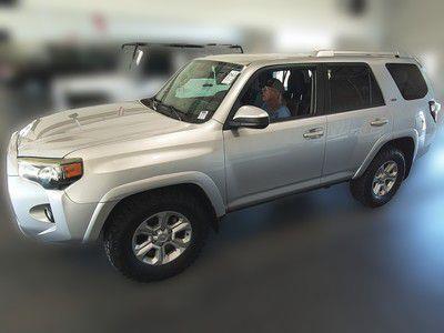Toyota 4Runner SR5 2WD 2015